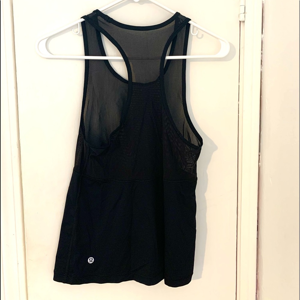 Lululemon workout tank top.